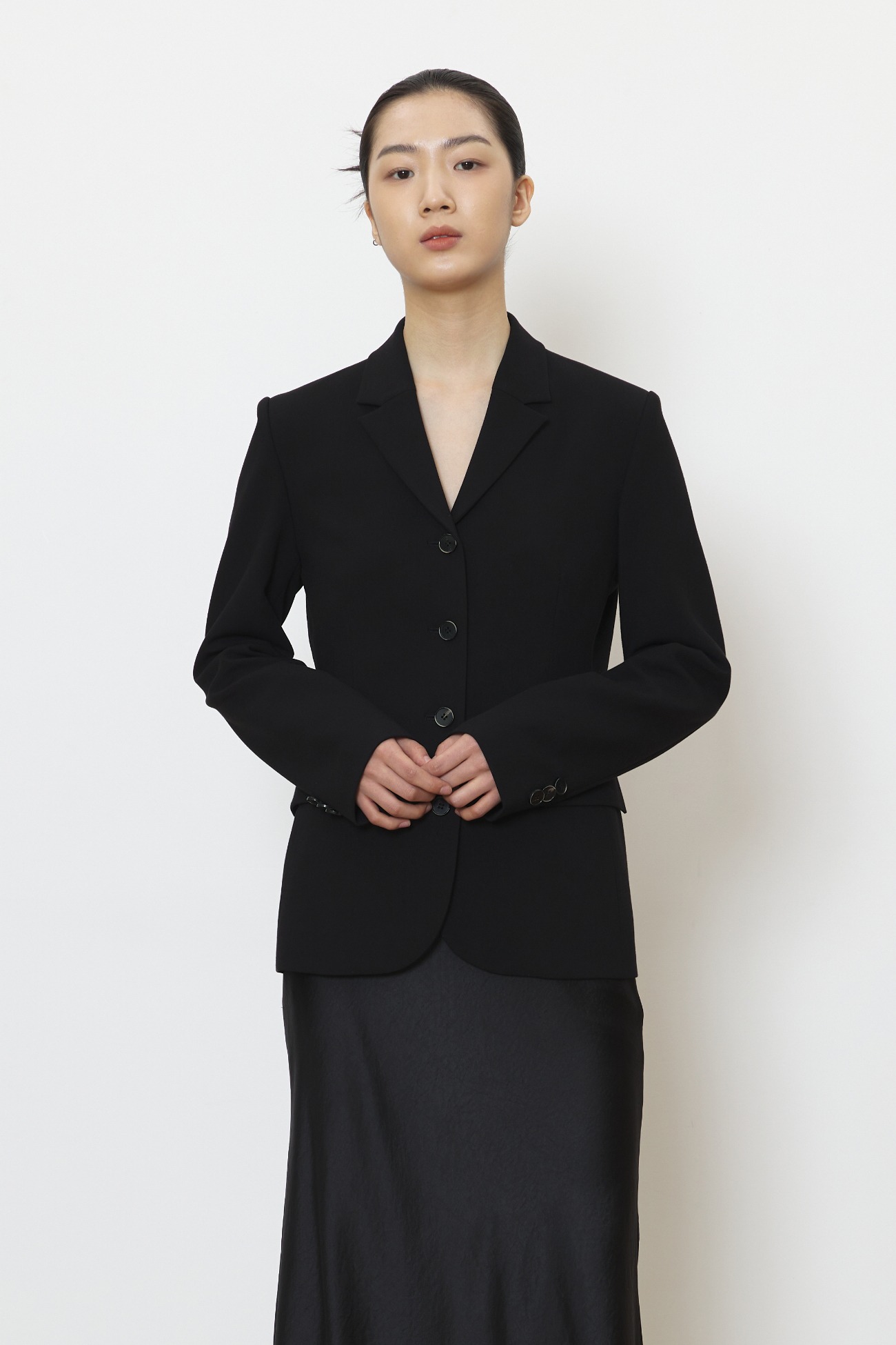 Feminine tailored jacket
