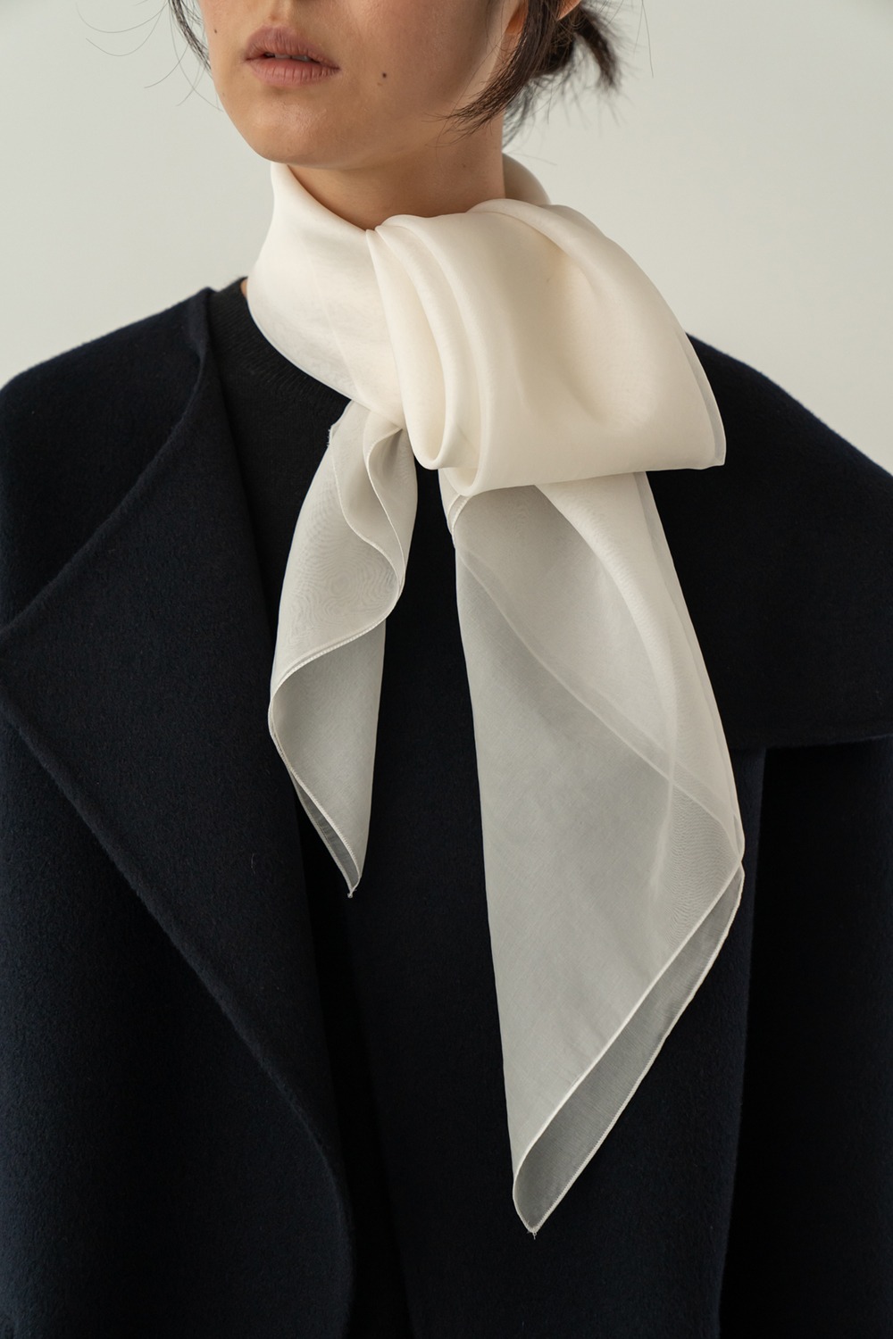 Lyrique silk scarf